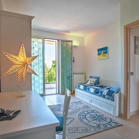 Charming Escape In Apartment